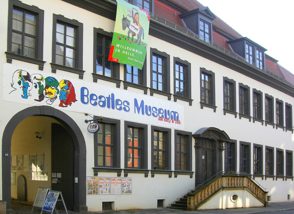 Baroque facade of the Beatles Museum at Alter Markt 12 in Halle (Saale), photographed in 2007